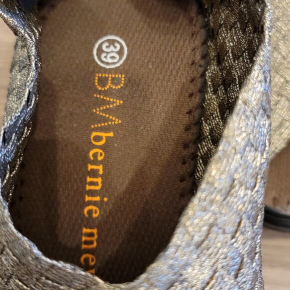 Bernie Mev Claire Peep Toe Booties Womens Size 39 8.5 Bronze Woven Pumps Sandals - Picture 10 of 10